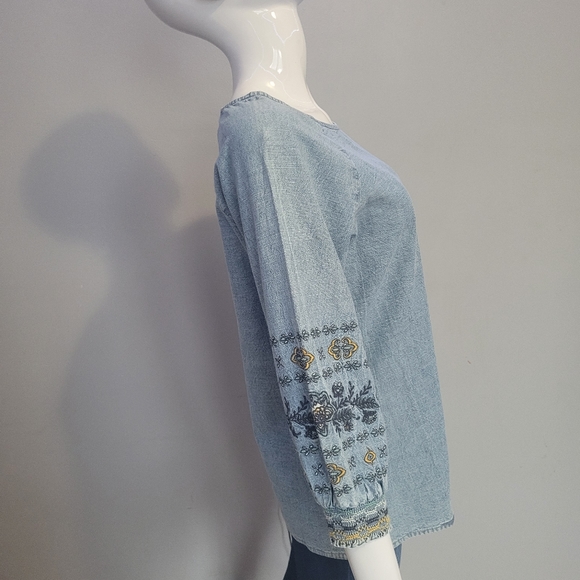 Bob Timberlake Chambray Embroidered Top, BNWT, Size XS - Picture 2 of 8